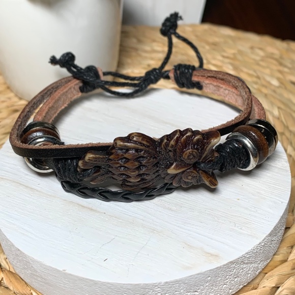 Brown or Black Leather Banded OWL Adjustable Bracelet, Unisex - Picture 4 of 10